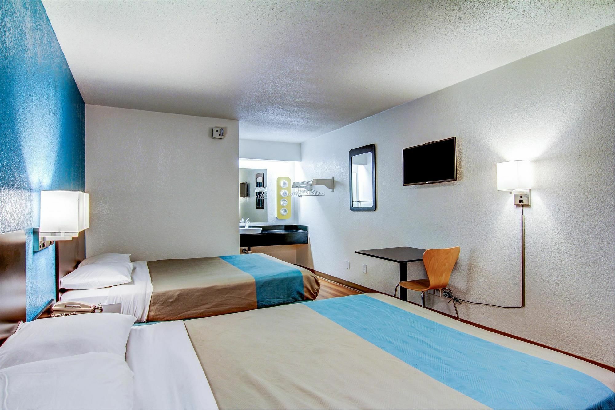 Motel Red Roof St Louis -